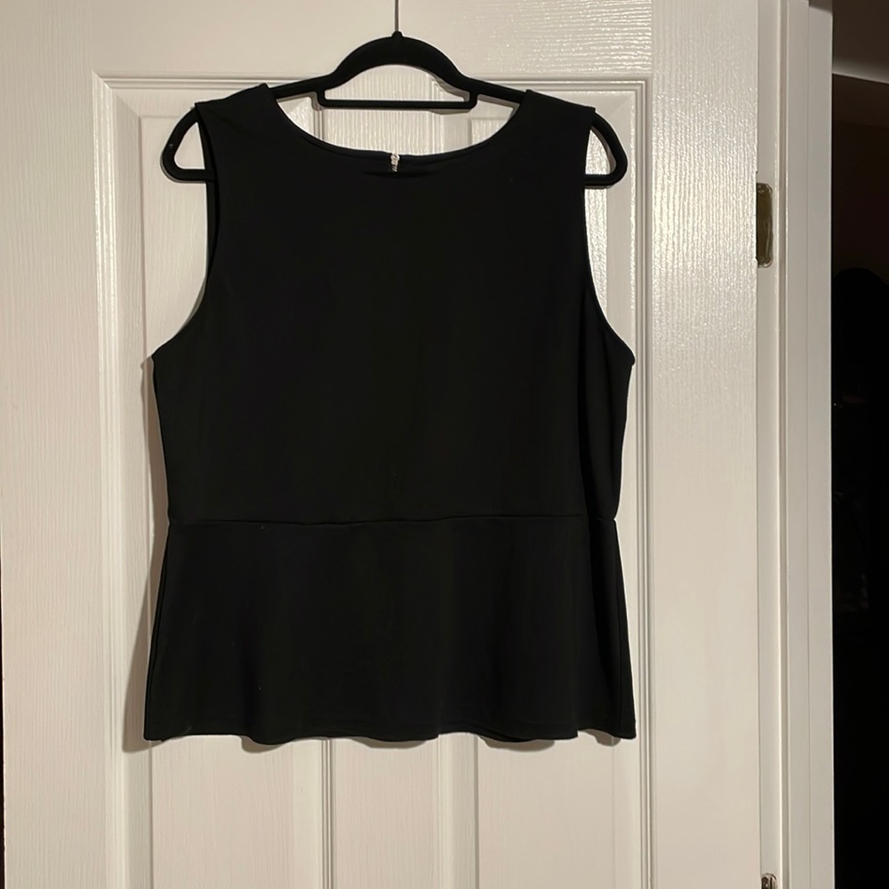 Loft beautiful black sleeveless peplum top XL